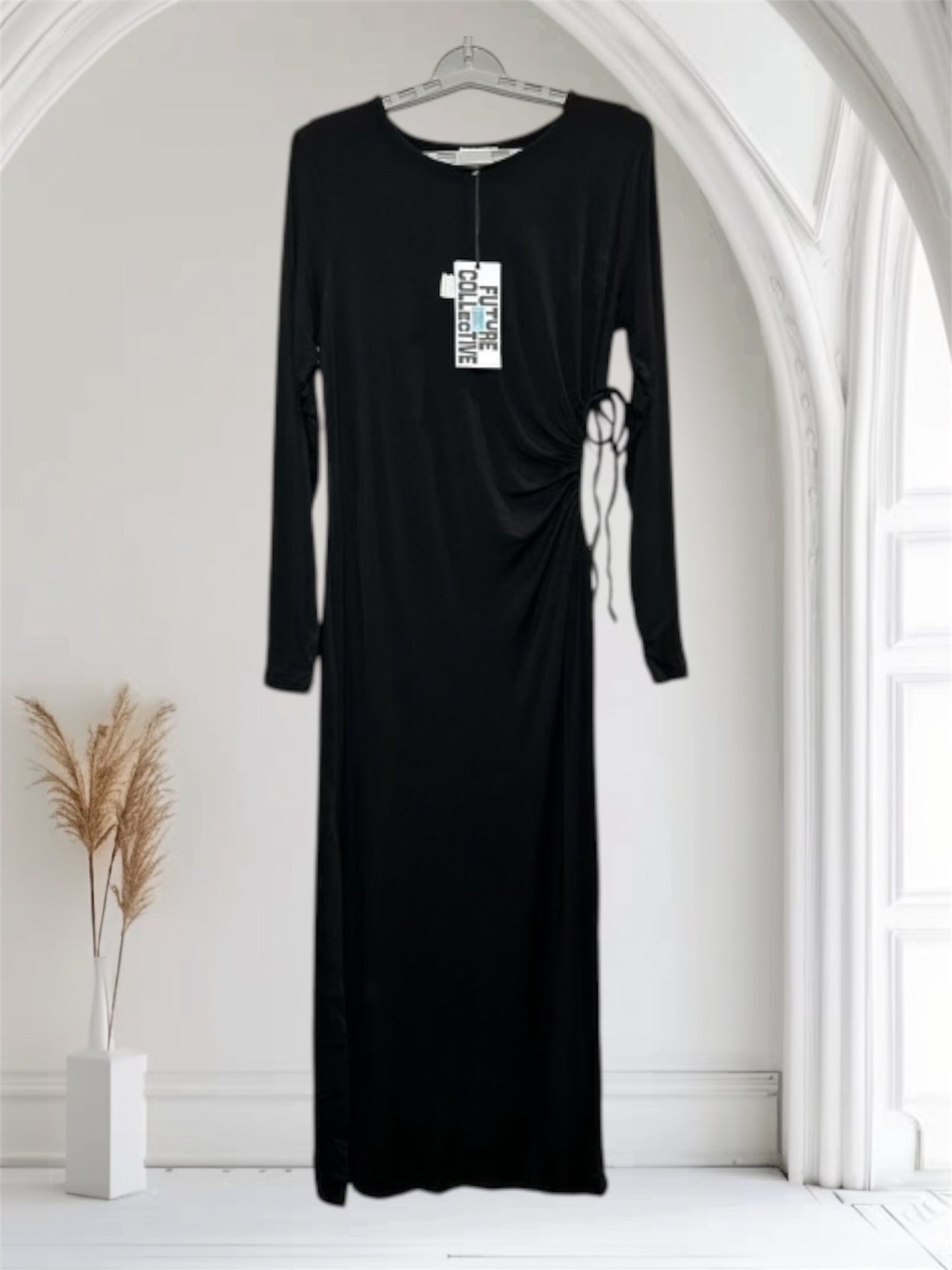 Women’s Long Sleeve Side Cut Out Knit Midi Dress Black